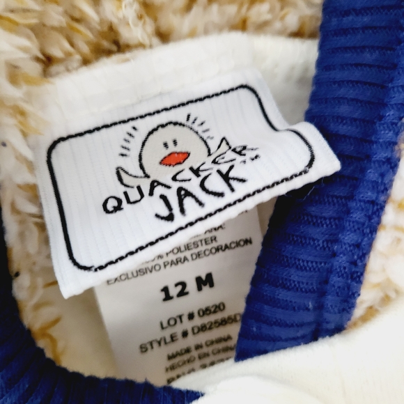 3/$25 lion jogger set size 12M - Picture 3 of 5